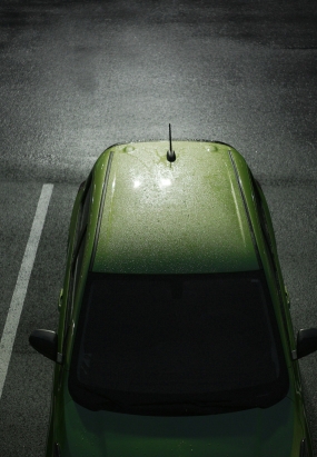Parqueadero de carros, motos y bicicletas